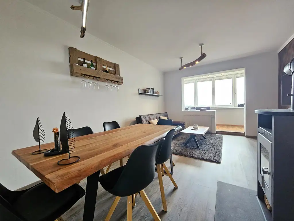 Dachgeschosswohnung mit traumhaftem Ausblick in die Berge und zur Basilika Maria Taferl