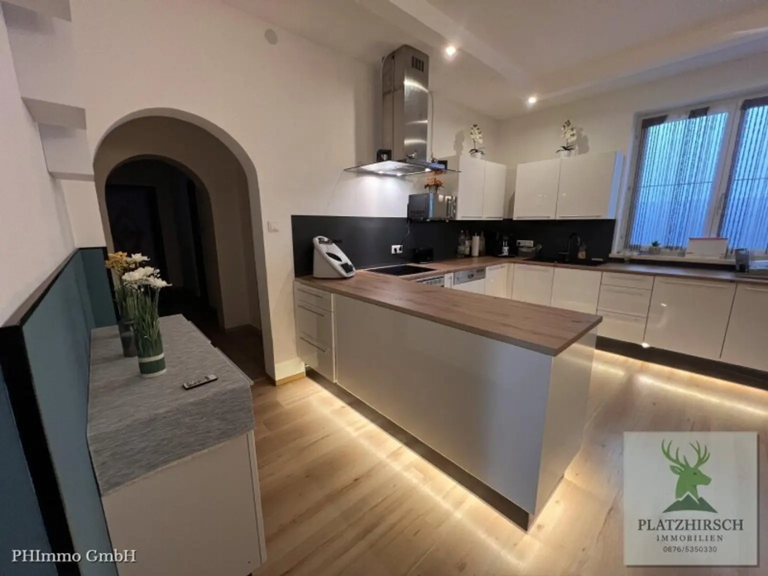 NOTVERKAUF !! Klein-Harras, renoviertes Multifunktionshaus, 30 Minuten von Wien Donaustadt