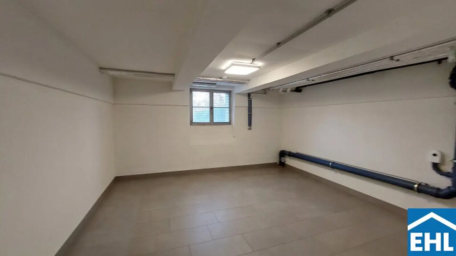 Familientraum - Doppelhaushälfte mit großem Garten am Rosenhügel!