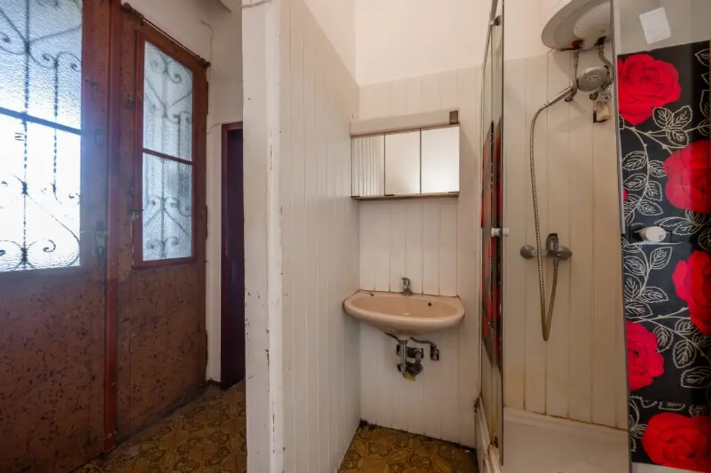 ++NEU++ sanierungsbedürftige 3,5-Zimmer Altbauwohnung