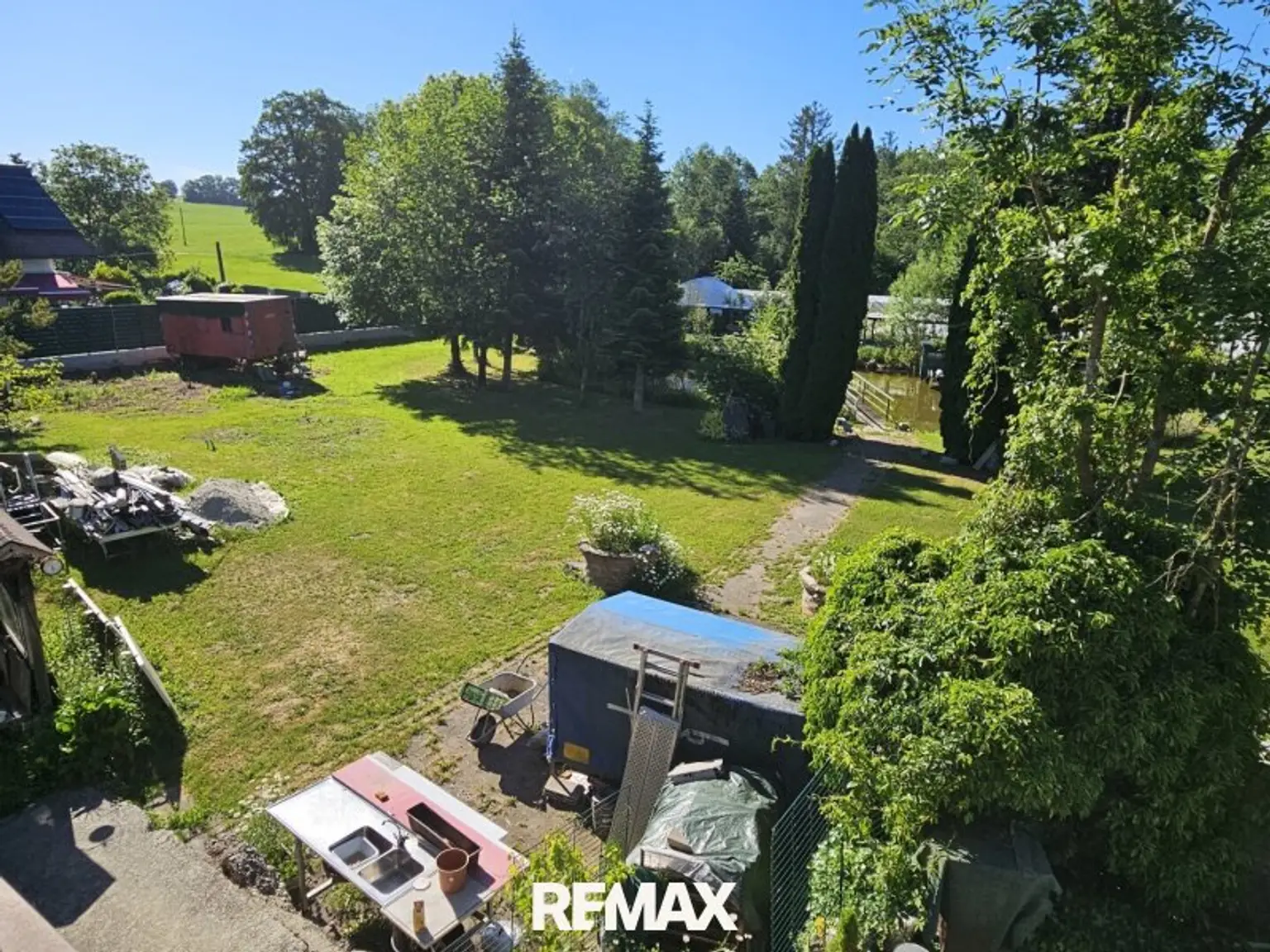 Blick von Terrasse im OG