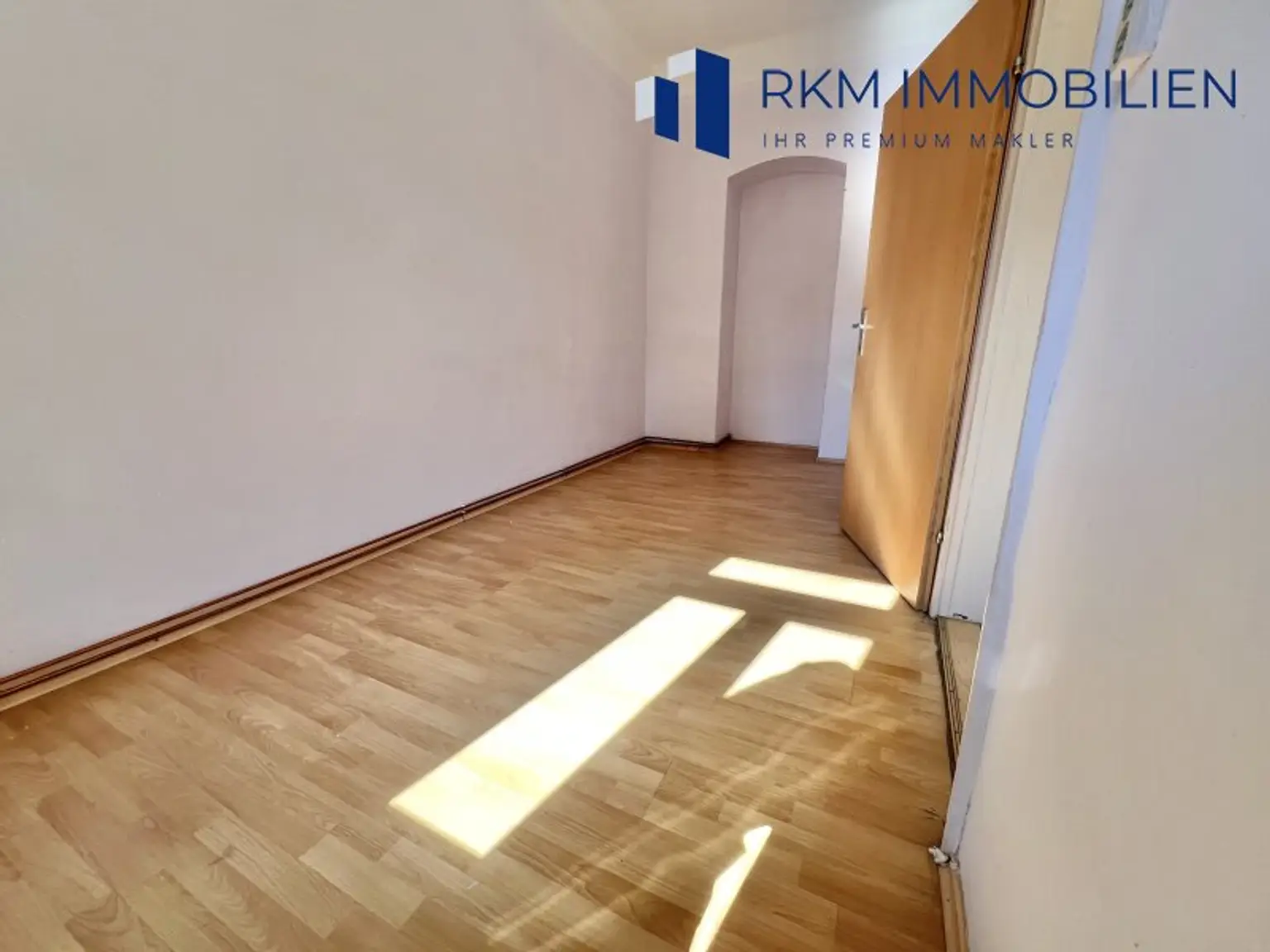 Sanierungsbedürftige 3-Zimmer-Wohnung in 1210 Wien – Ihr neues Zuhause wartet!