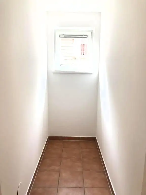 Nähe U3 - Wunderschöne, sehr sonnige Neubauwohnung in sehr guter und verkehrsgünstiger Lage