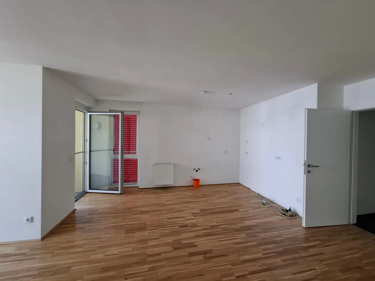 Luftenberg/Statzing: 2-Zimmer-Wohnung im 1. OG mit Parkplatz in der Tiefgarage und Außen-Parkplatz zu vermieten