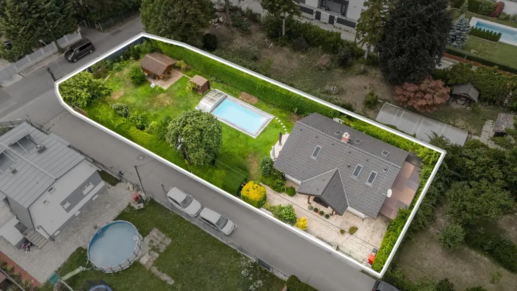 "Ihr privates Paradies in Gerasdorf! Traumhaus mit Pool, Garten & mehr!"