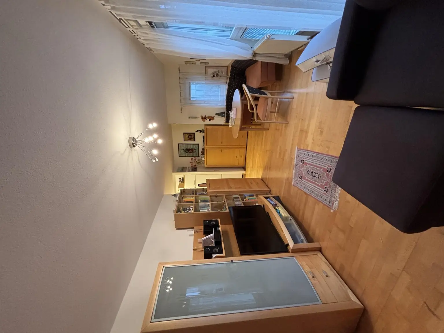 Charmante Wohnung mit guter Anbindung   und günstigen Betriebskosten  und Klimaanlage