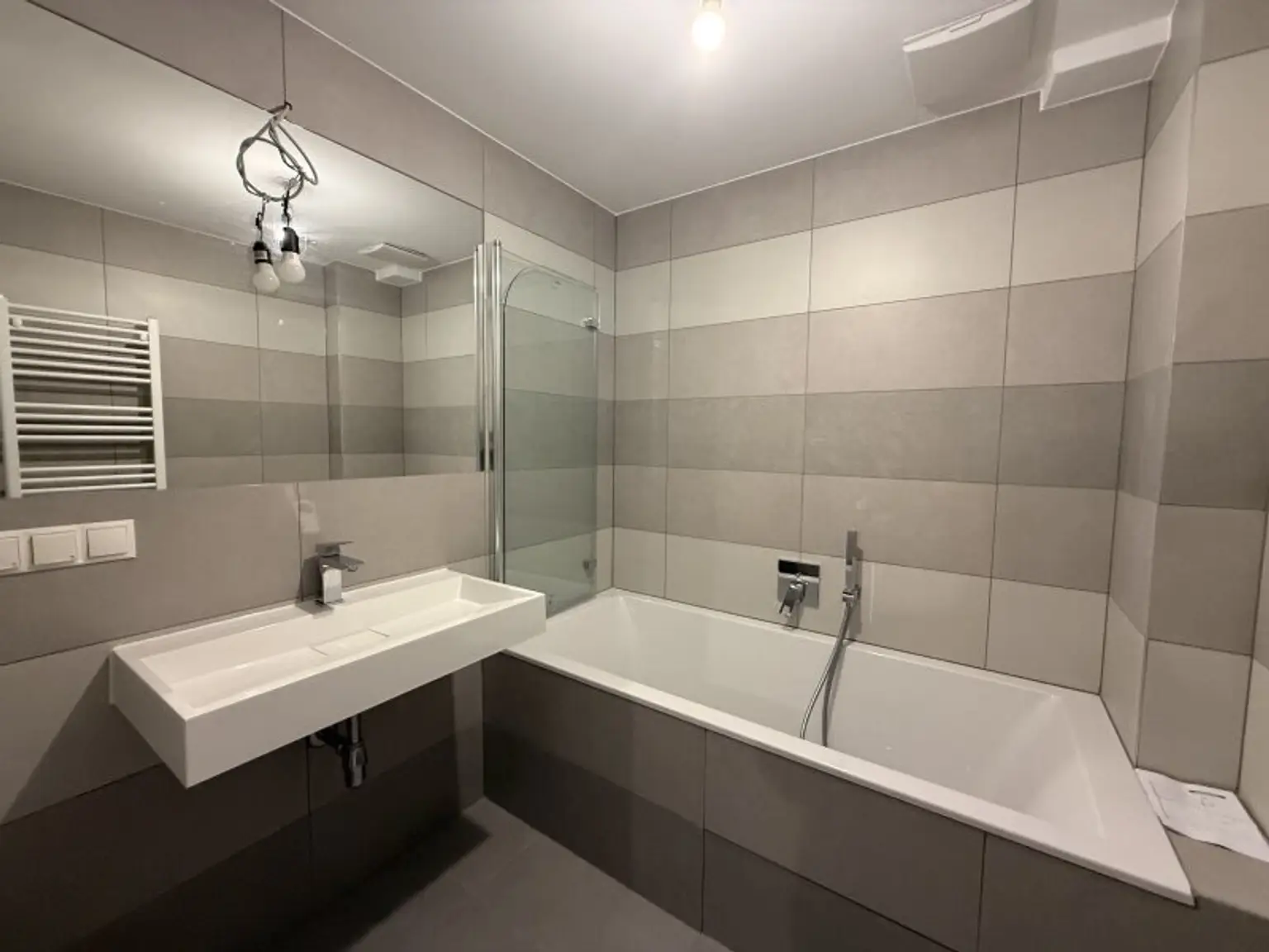 Traumhafte DG-Wohnung in 1020 Wien: 4 Zimmer, vollsaniert, Loggia & Luxusausstattung!