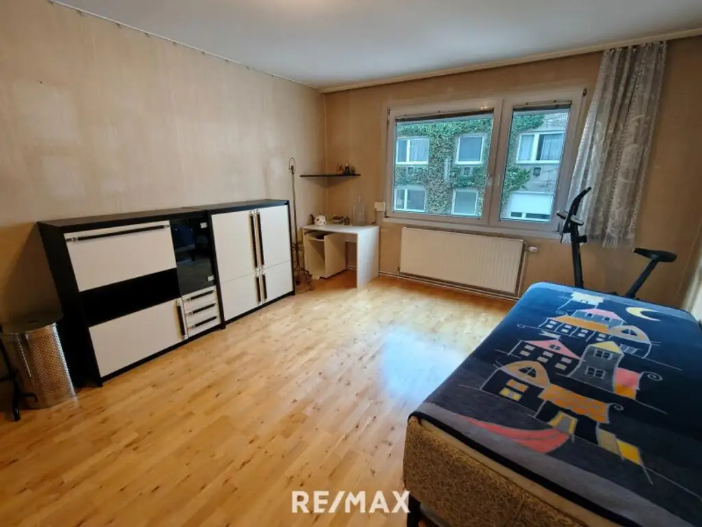 OMA ist ausgezogen - 90m² | 3 Zimmer | perfekte Infrastruktur | ruhige Innenhoflage