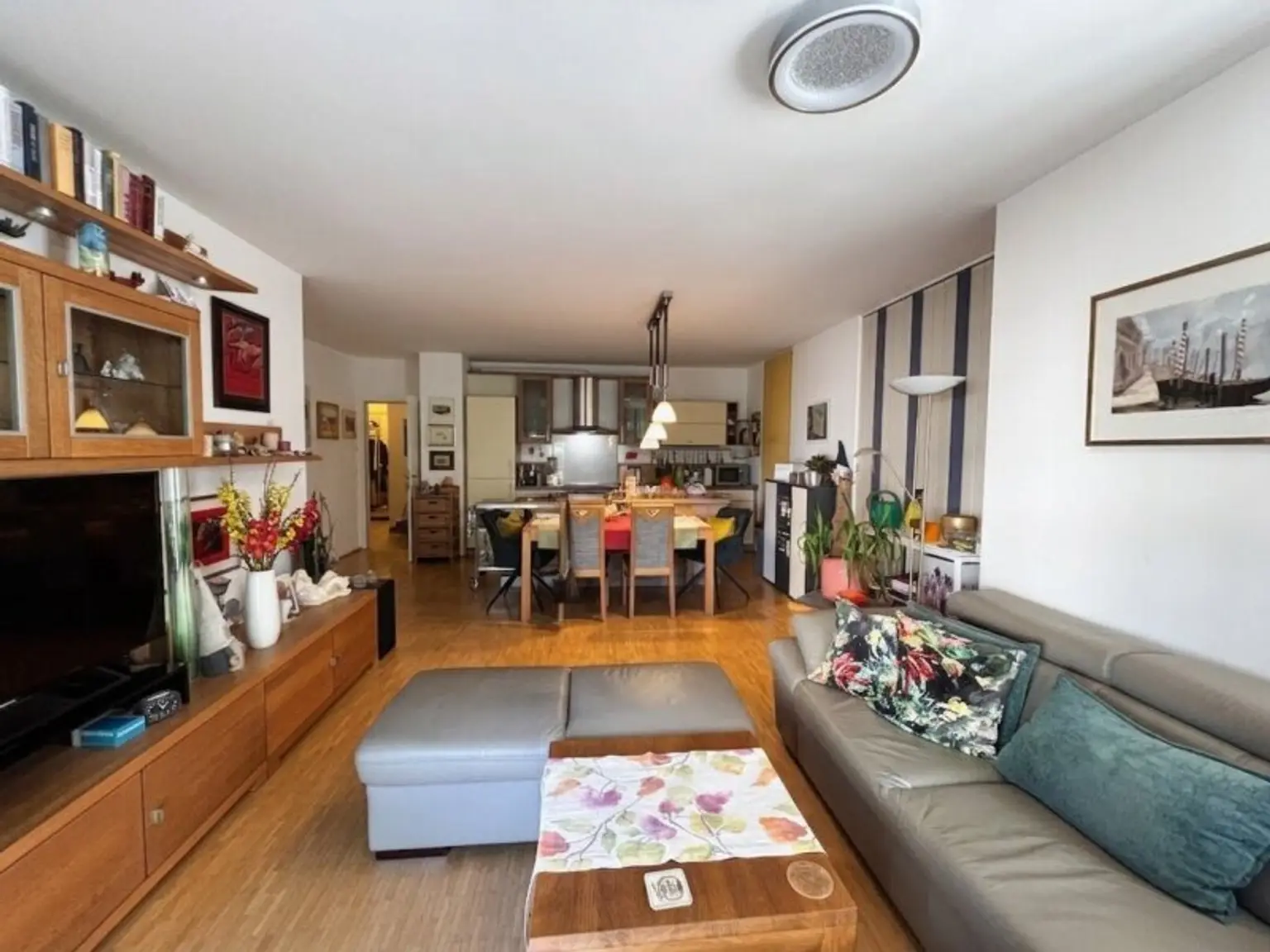 Wohn/Esszimmer