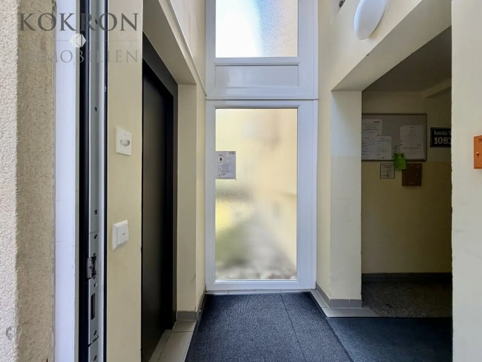 Haus kürzlich komplett saniert mit Lift und neuem Dach