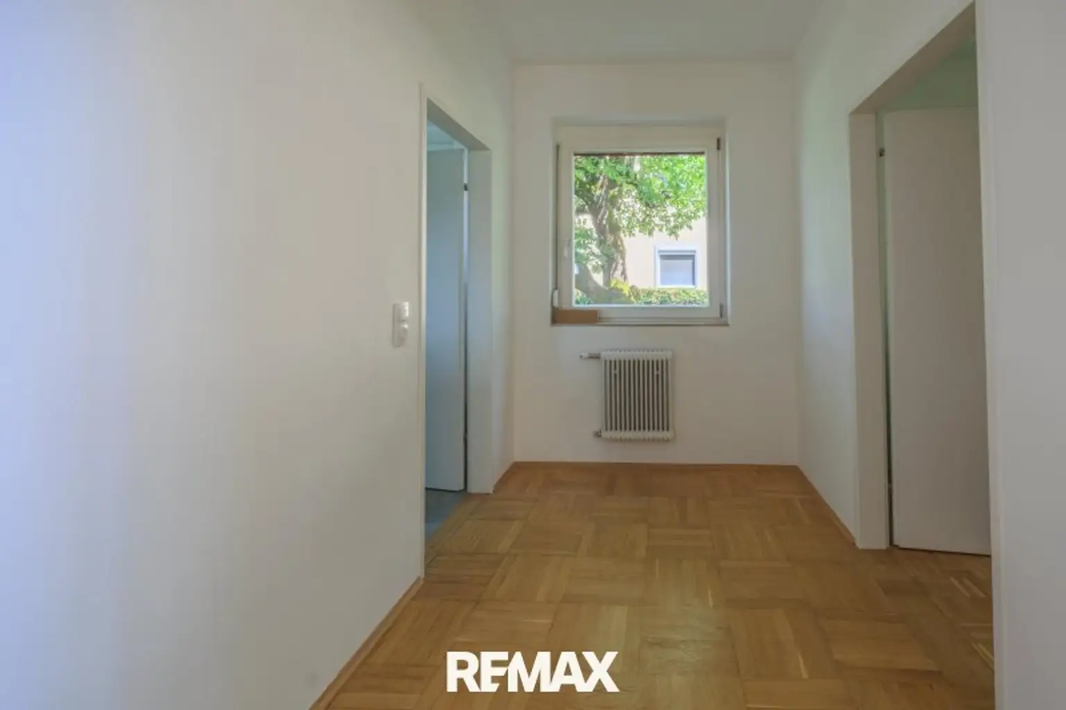 Vorhaus EG