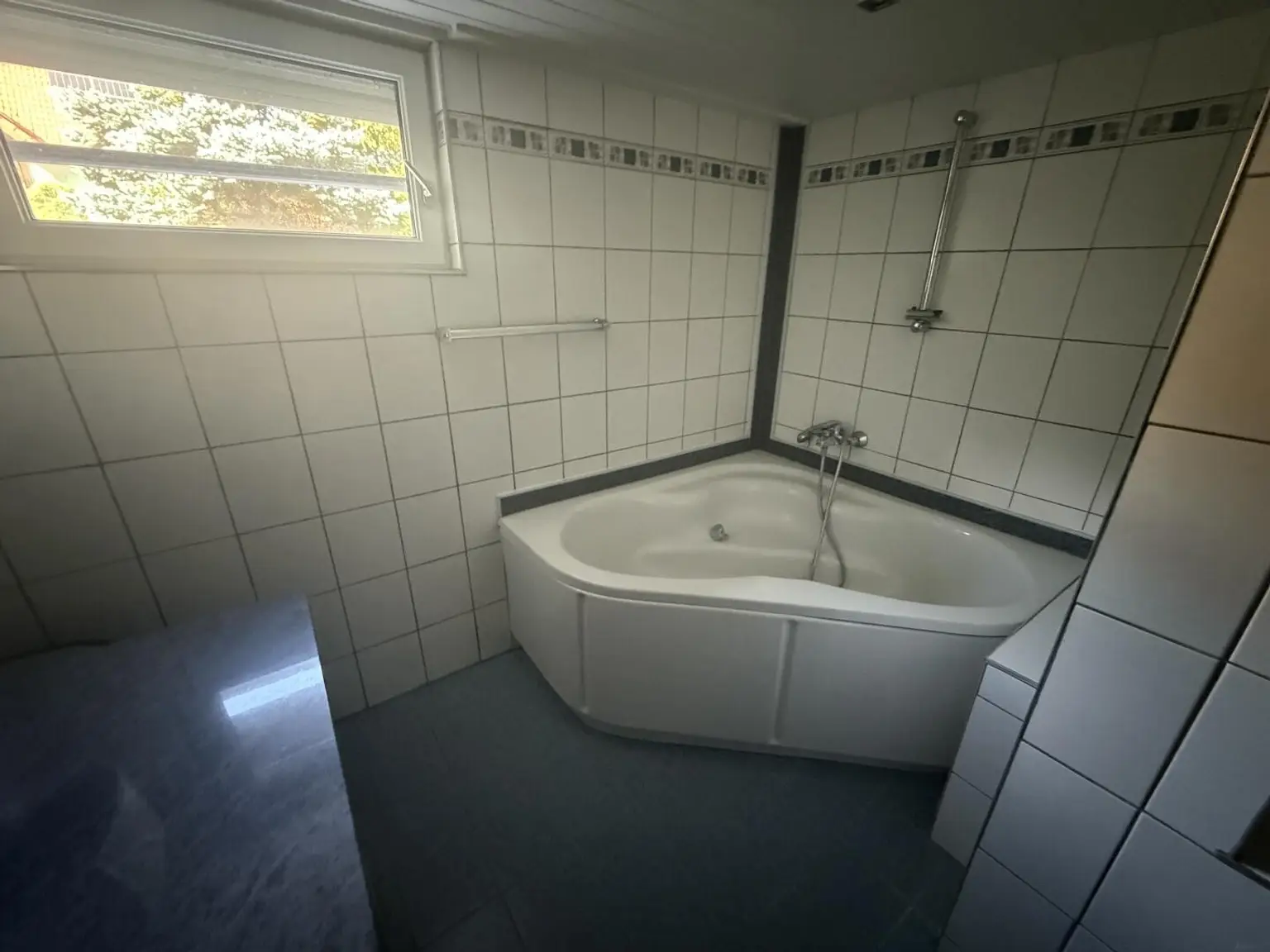 Provisionsfrei!! Großzügige Eigentumswohnung mit Garten, Terrasse & 2 Garagen in Gratwein-Straßengel