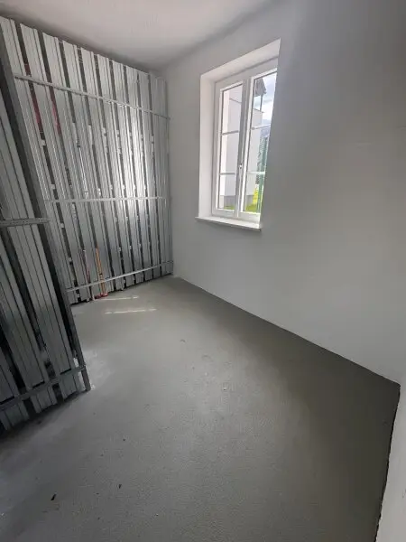SEMMERING/GREIS - TOPSANIERTE GARTENWOHNUNG