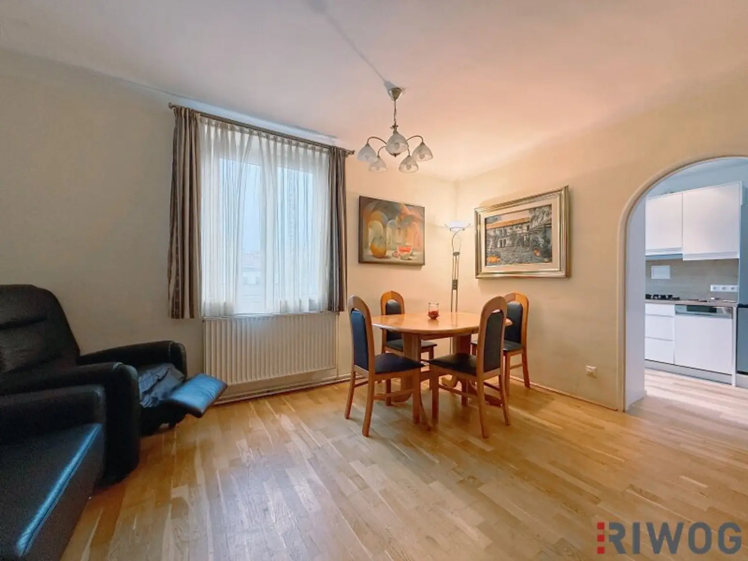 It´s time to move | ruhig gelegene 3-Zimmer-Wohnung im 3. Liftstock | Garage optional verfügbar