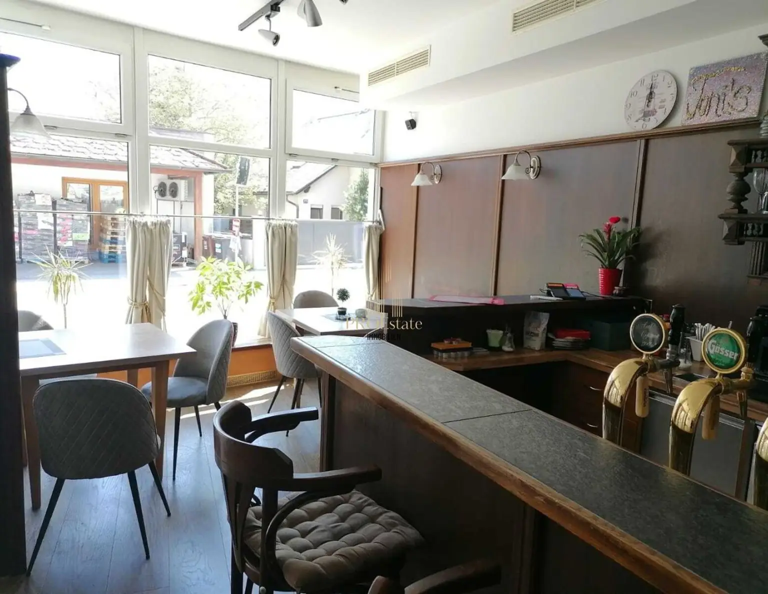 Attraktives Restaurant inkl. Wohnung und Dachterrasse in Steyr: 3 Zimmer - top gepflegt - Ihr Renditeobjekt!
