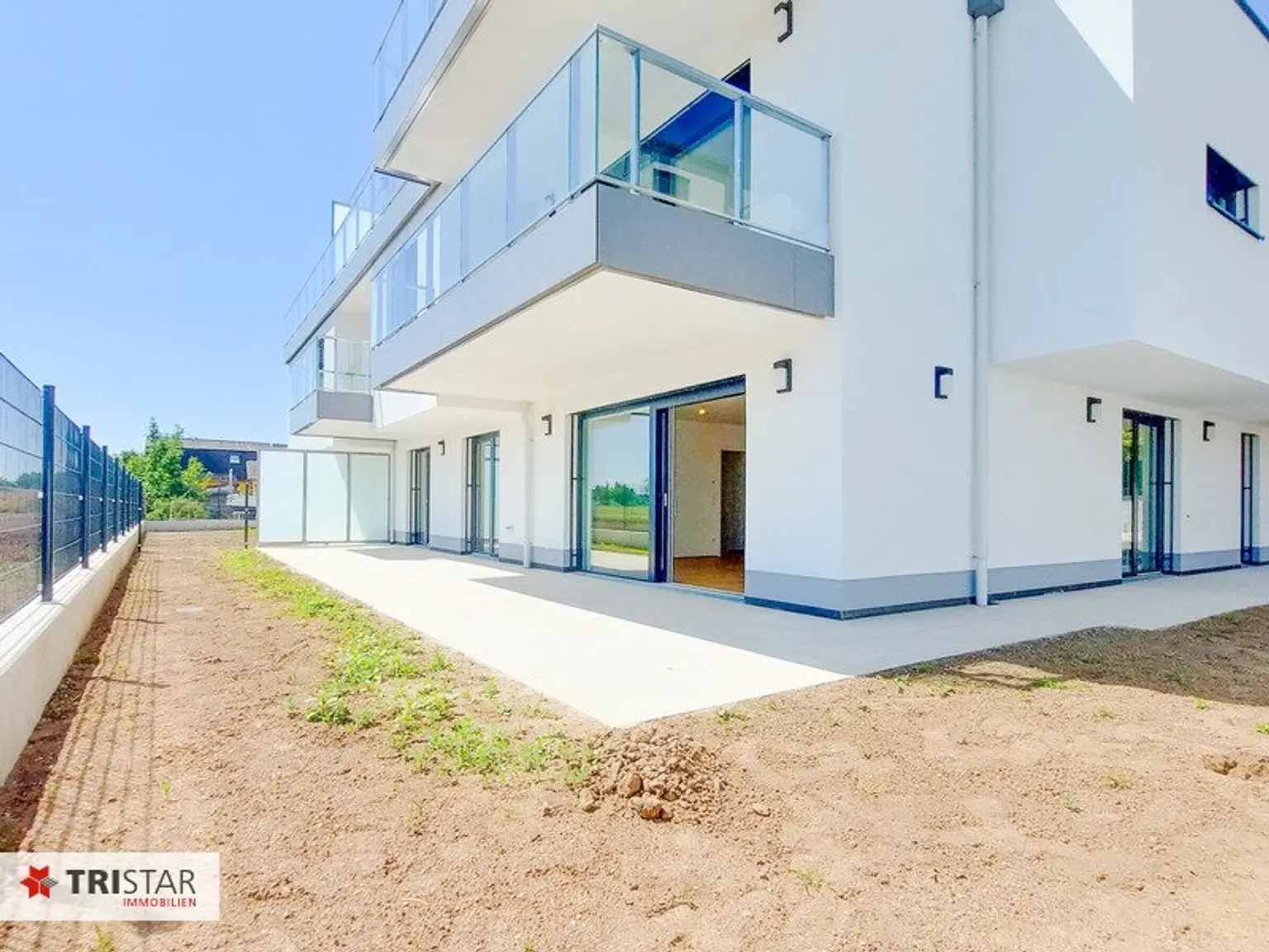 Moderne Gartenwohnung in 1220 Wien: Erstbezug mit Terrasse, 3 Zimmer, 749.900 €!