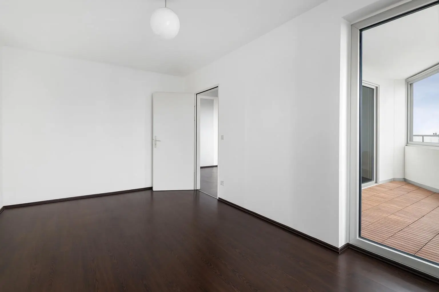 2-Zimmer-Neubauwohnung mit Loggia und Weitblick im OBELIX Turm beim VIC !!!