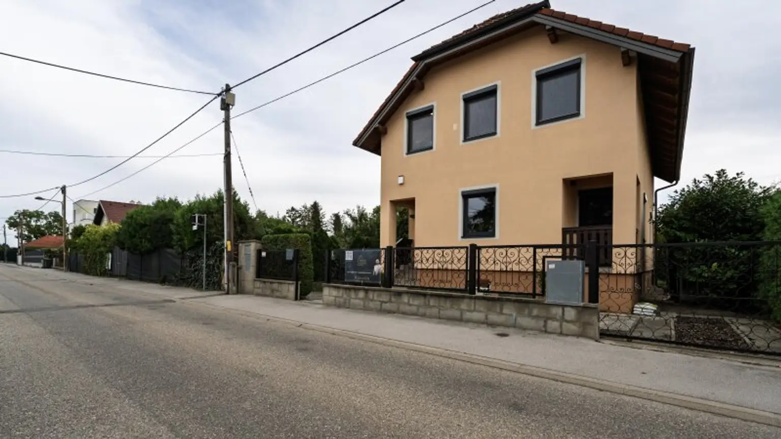 Neuwertiges Haus in Ruhelage! *Smarthome *Hochwertig ausgestattet *TOP Lage