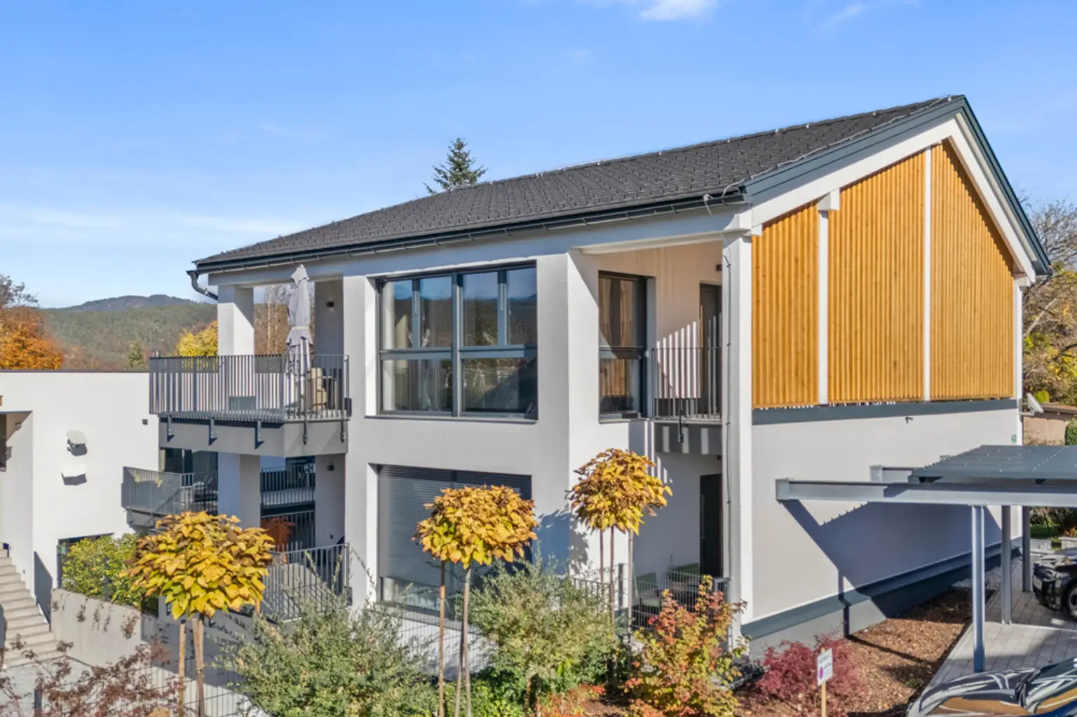 Moderne Dachgeschosswohnung in zentrumsnaher Lage
