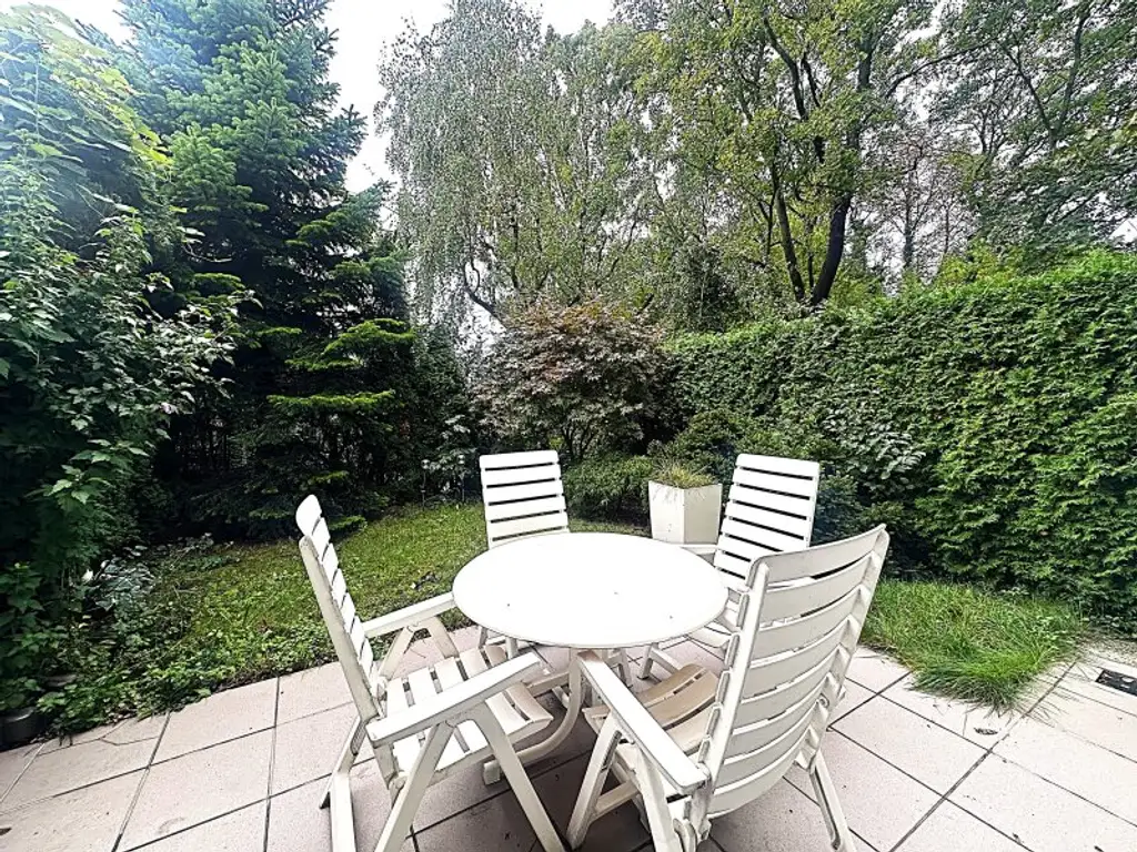 Familienfreundliches Wohnen in Liesing - großzügige Doppelhaushälfte mit Garten und Terrasse