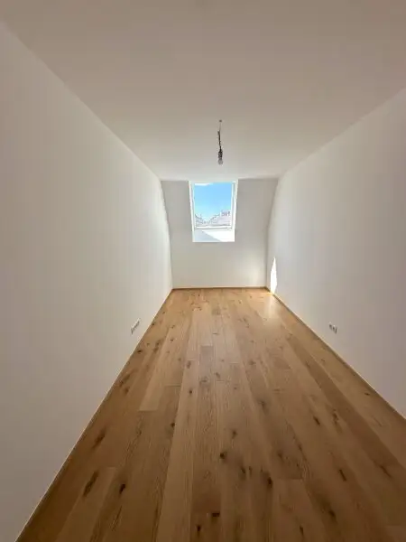 Elegantes Wohnen über den Dächern Wiens - exklusive 4 Zimmer Dachgeschosswohnung mit Terrasse