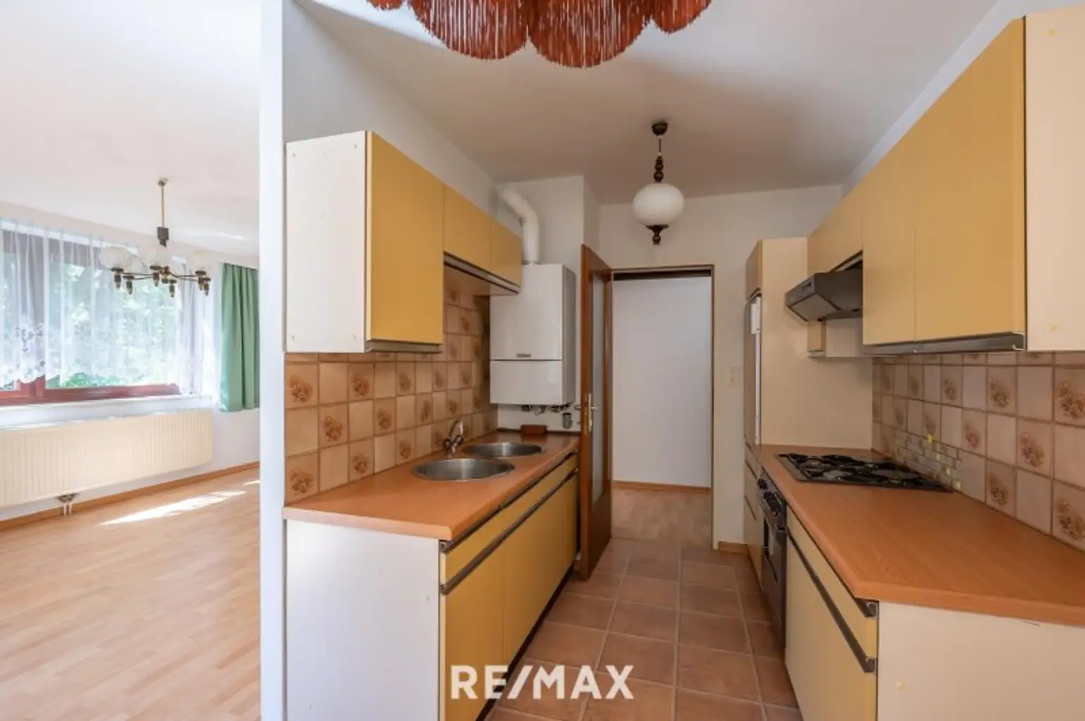 3 ZIMMERWOHNUNG MIT BALKON