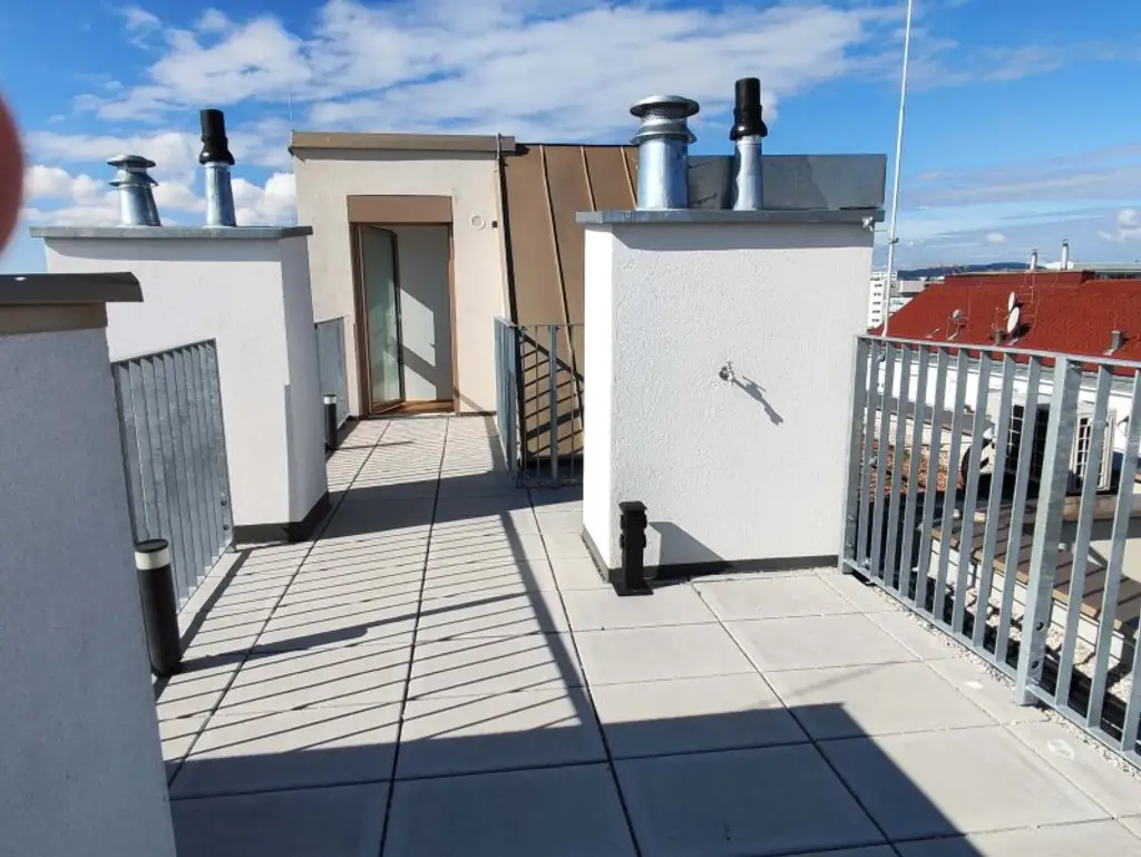 DACHGESCHOß-4-Zimmer-ERSTBEZUG mit Terrasse und privatem Liftzugang! Top 1/40