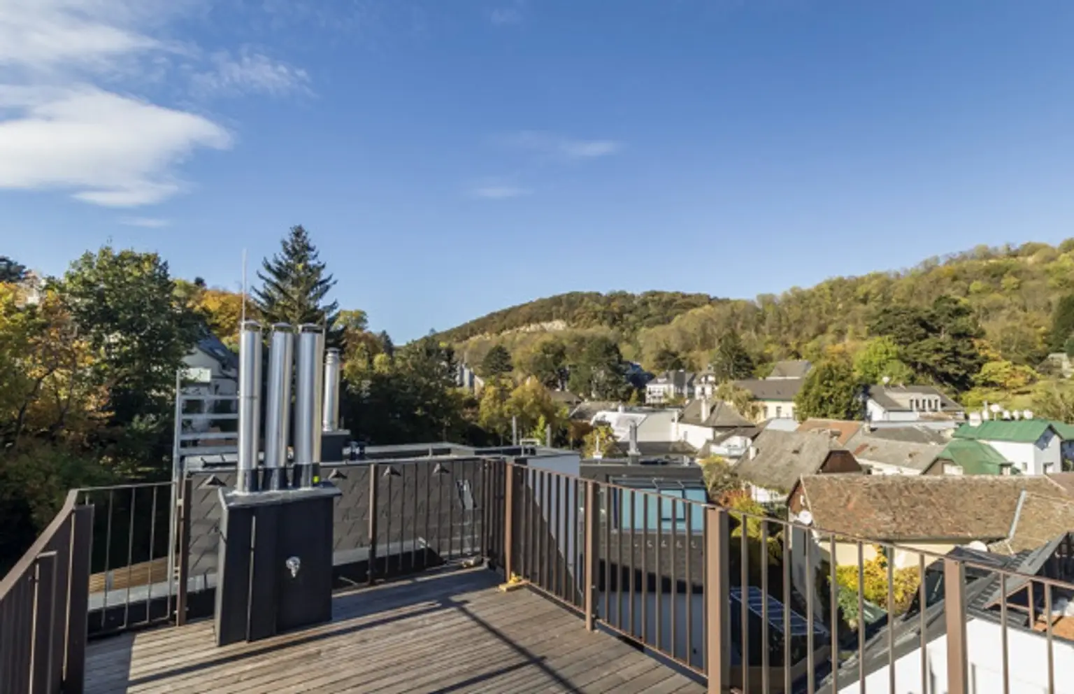 ZUR SCHÖNEN AGNES – Erstbezug: Großzügige 5-Zimmer-Dachgeschoss-Maisonette mit Dachterrasse in Sievering // PROVISIONSFREI