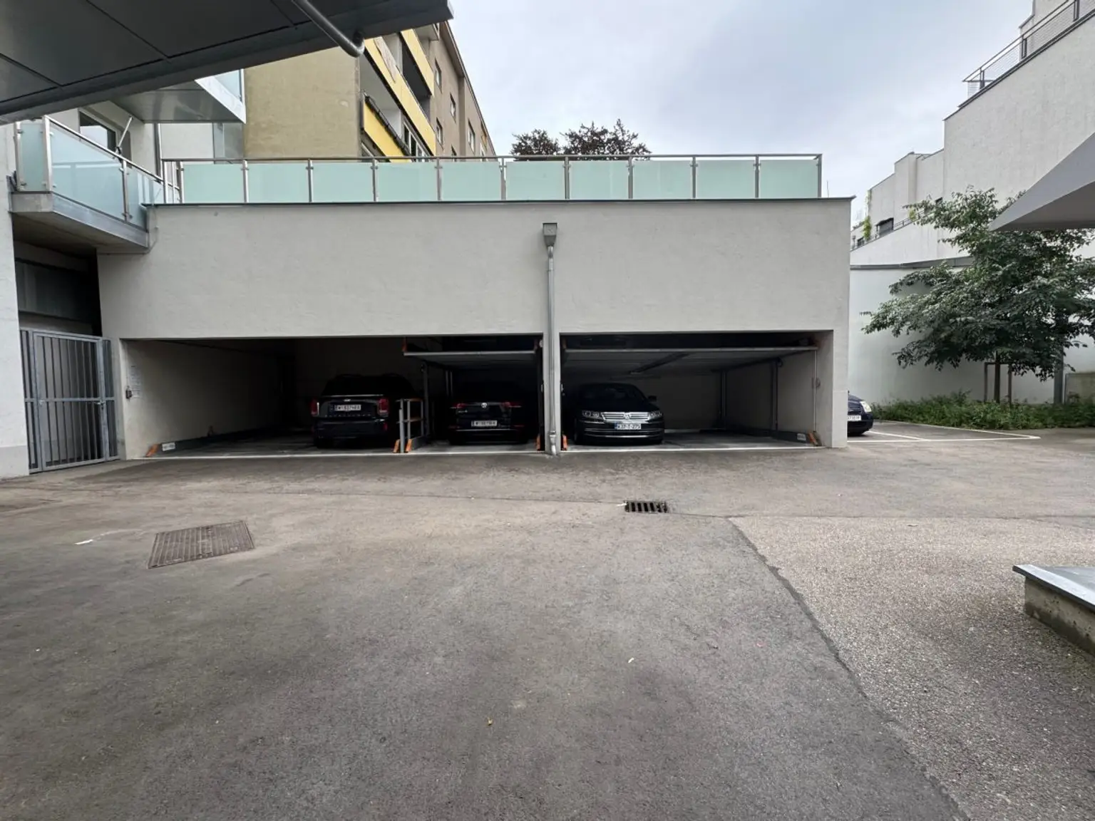 Stellplatz | ++ CITY-LUXUS in 1070 ++ HOCHWERTIGE WOHNUNG mit LOGGIA & STIL | Prima Service Immobilien