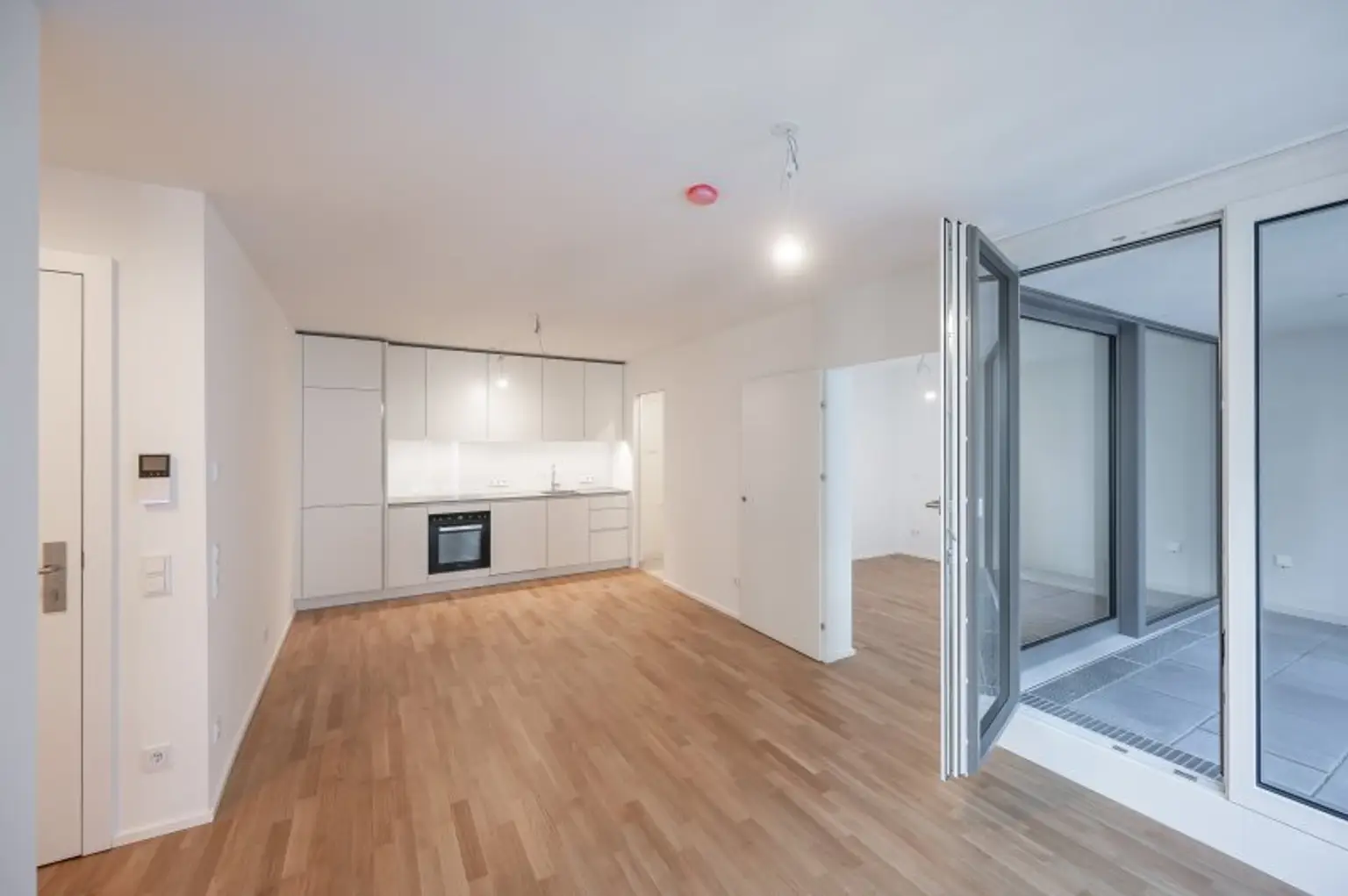 ++MOLLARD 50++ Stylish 2-room apartment right in the heart of the city (3/8)