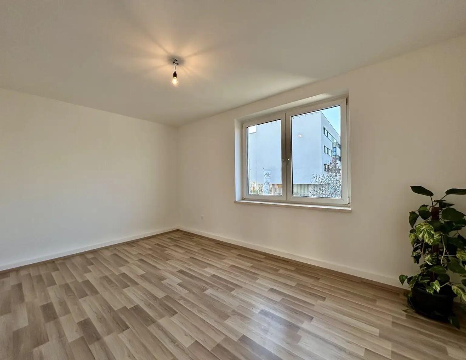 3-Zimmer-Gewerbeimmobilie in Linz - Ideal für Büro oder Praxis