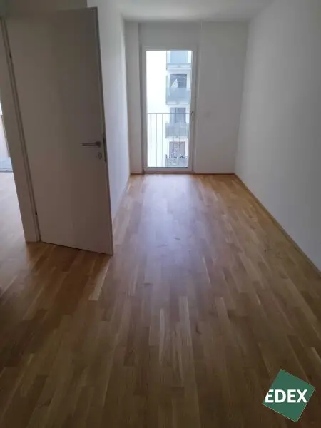 Moderne 2-Zimmer-Wohnung mit Balkon nahe U1 Rennbahnweg ab November