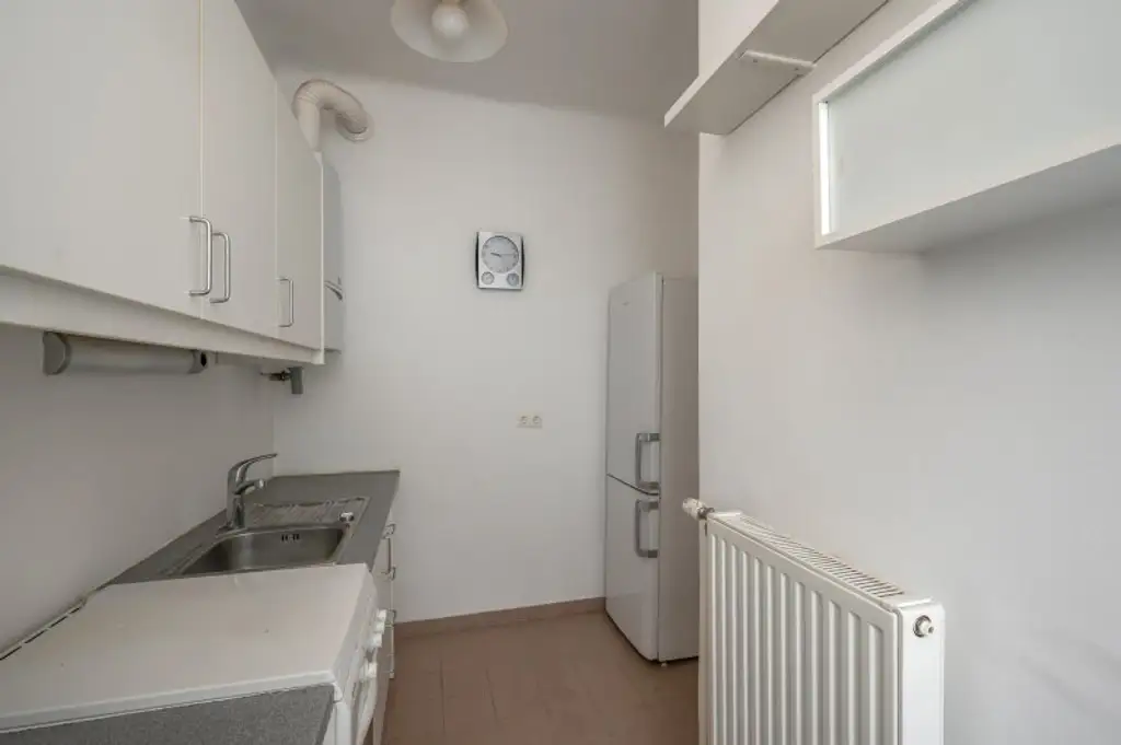 ++Fasangarten++ Altbau mit Potenzial – 2 Zimmer zum Sanieren
