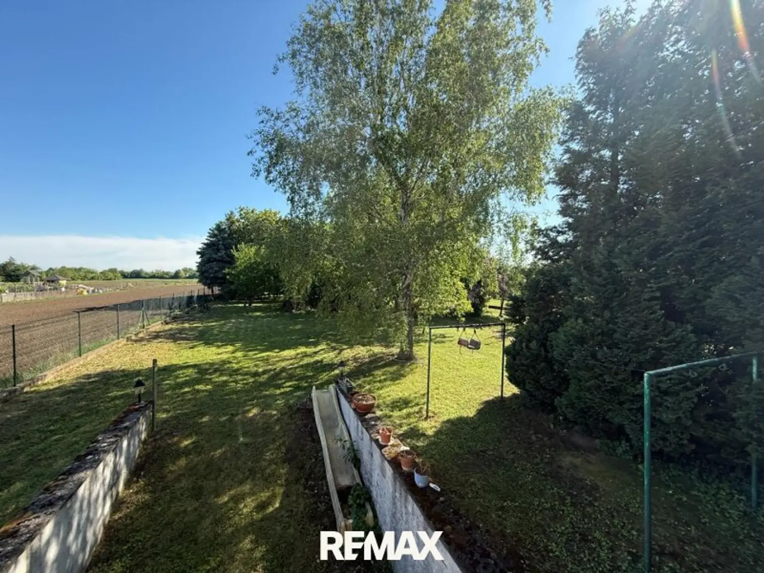 Abfahrt in den Keller vom Garten