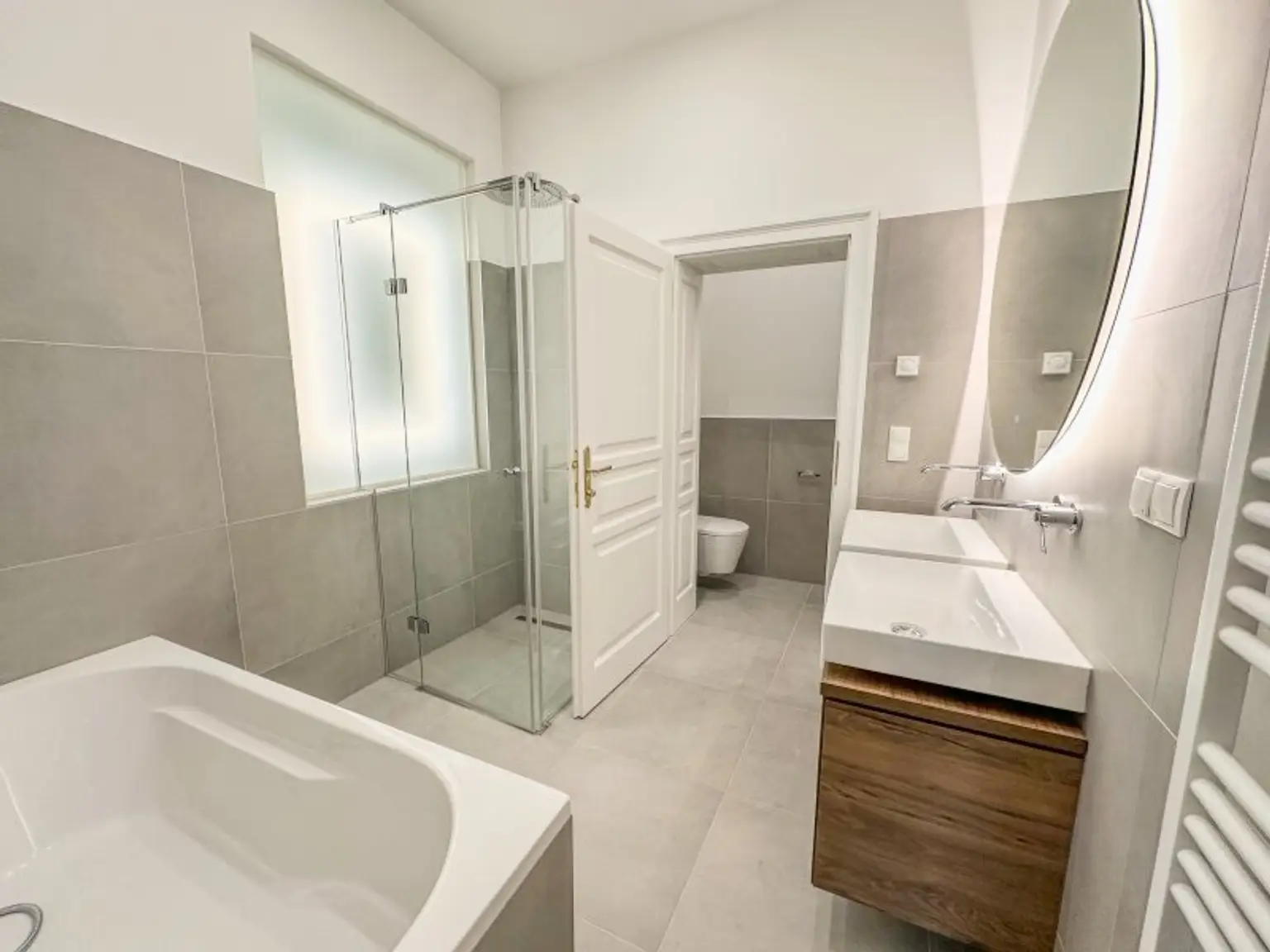 Stilvolle Altbauwohnung mit 5 Zimmern im Herzen von Wien-Währing