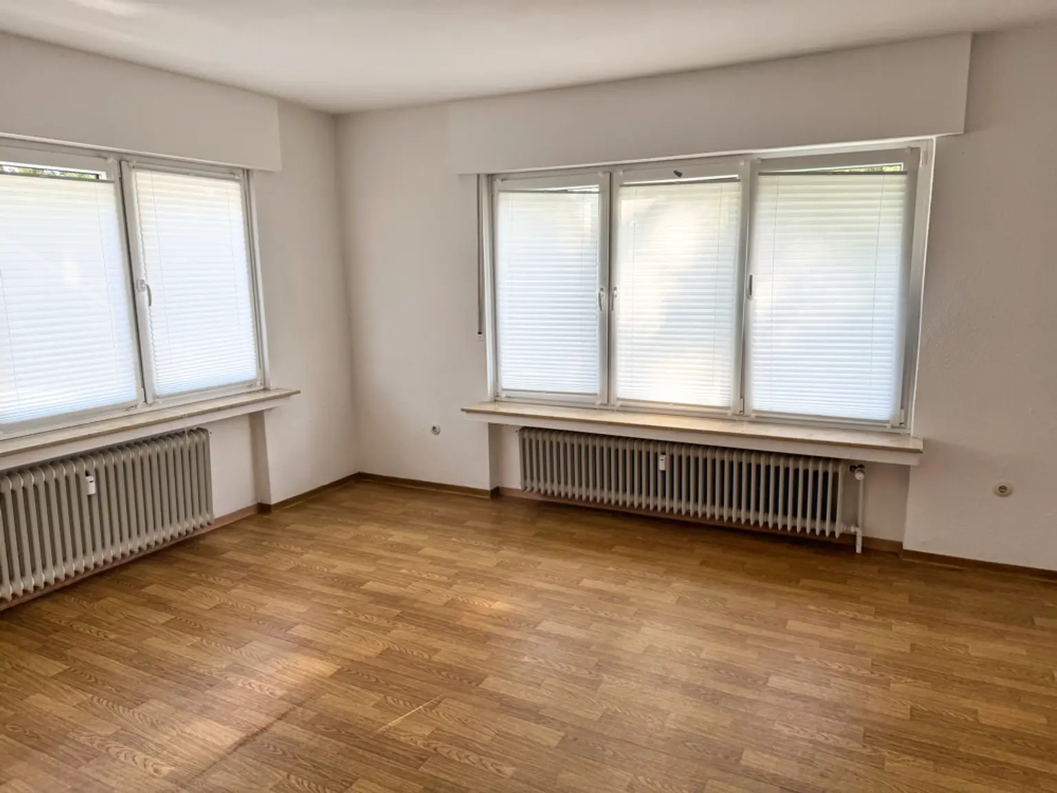 Ideal für Kapitalanleger – zwei Wohneinheiten mit laufenden Mieteinnahmen!