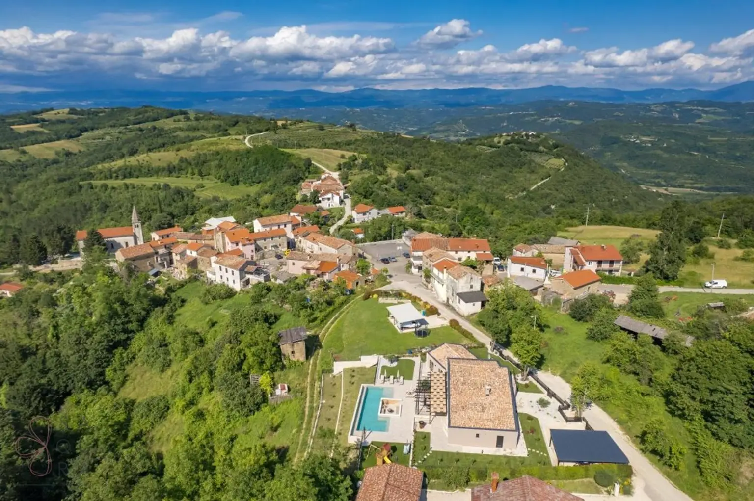 Mediterraner Rückzugsort mit Investitionspotenzial – Ihre Traumvilla in Kascerga