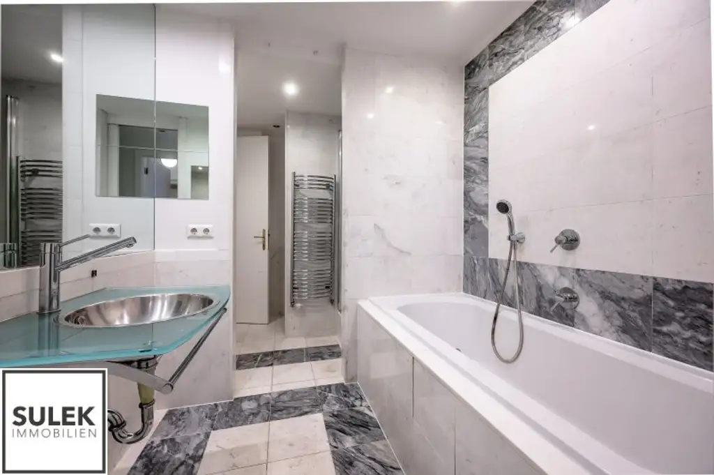 * Charmante 3-Zimmer Altbau-Wohnung in bester Lage ab sofort (Wiedner-Hauptstraße nähe TU-Wien) * Videobesichtigung *