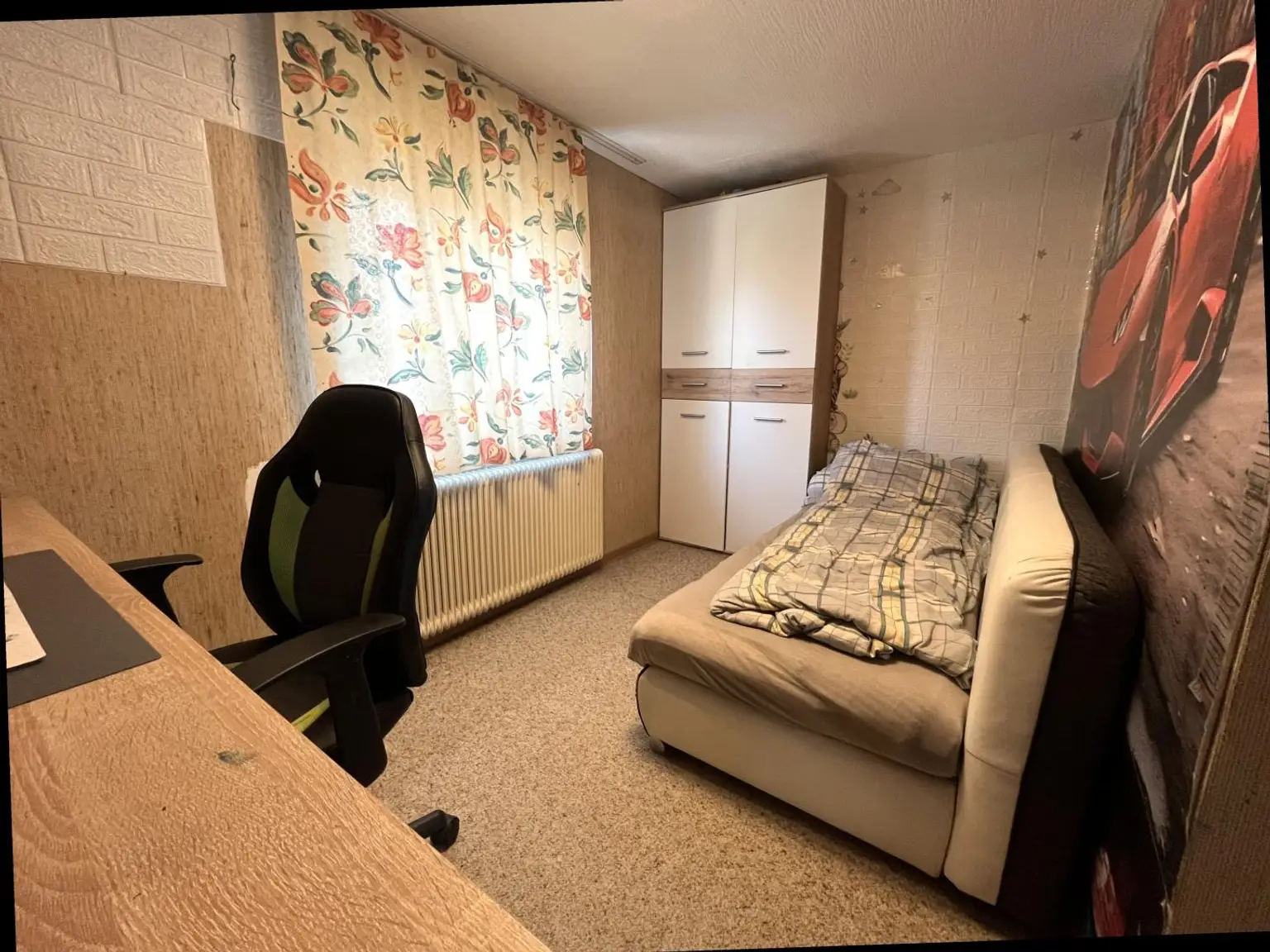 Schlafzimmer 2 I