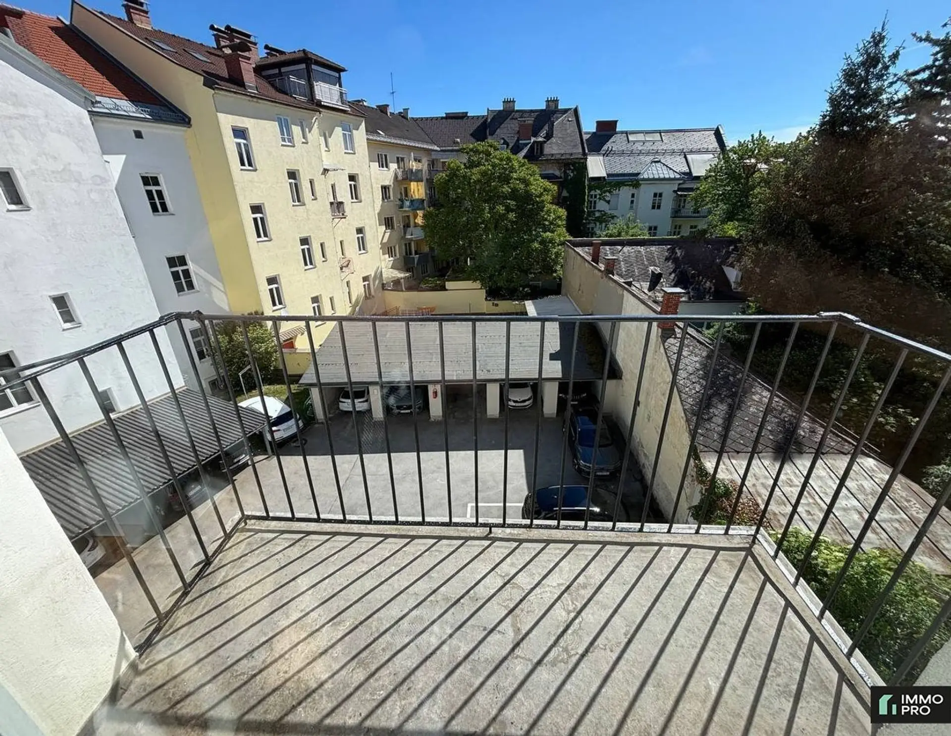 Helle 2-Zimmer Wohnung - Provisionsfrei!