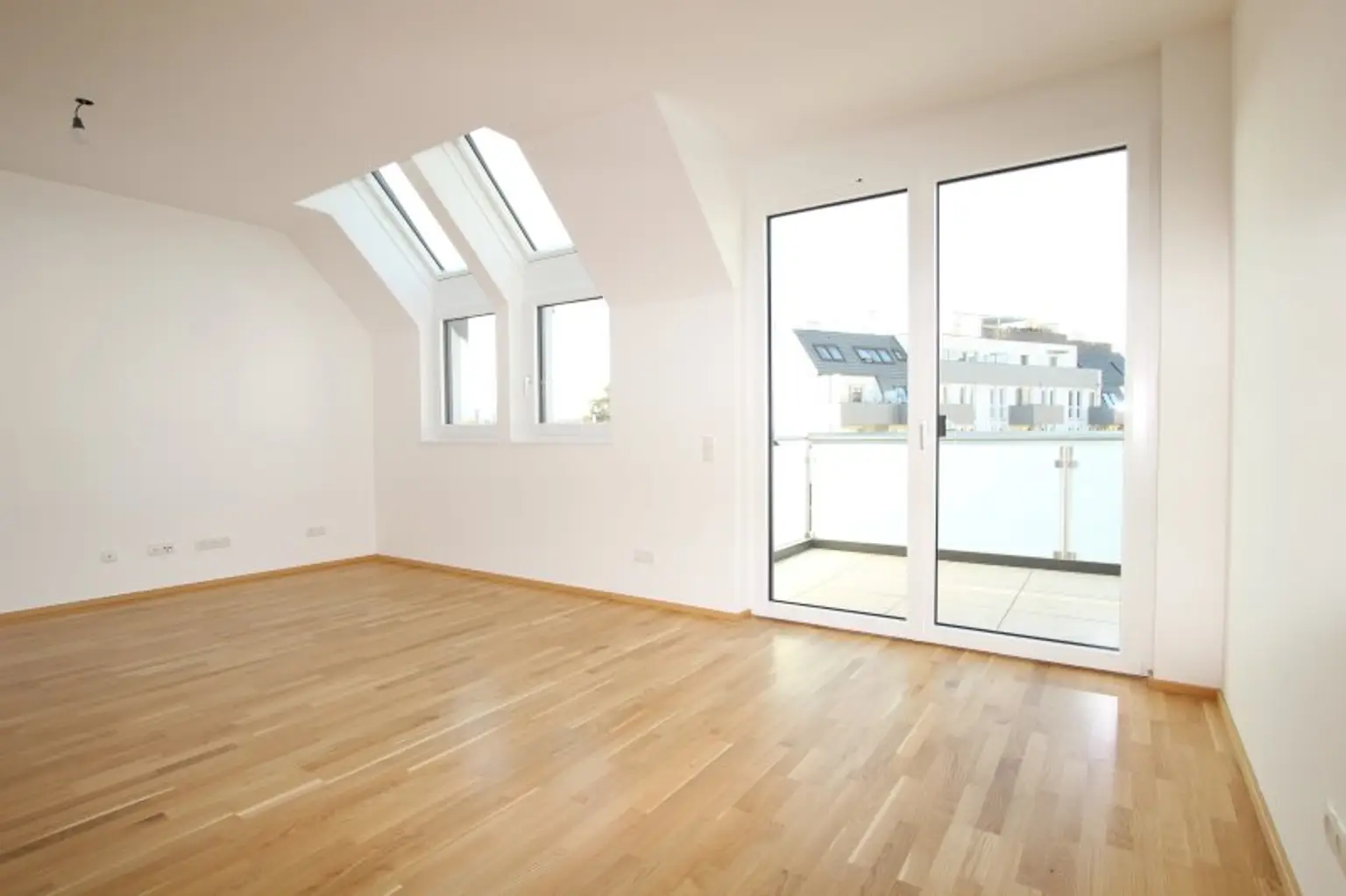 KÜHLUNG, EWE-KÜCHE, WALK-IN-DUSCHE, SCHÖNE TERRASSE, BAUJAHR 2021, GRÜNRUHELAGE KORNEUBURG ZENTRUM!!