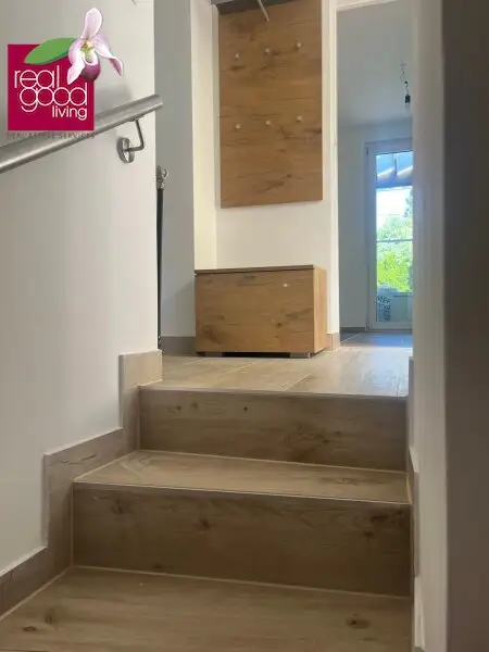 Teilmöbliertes Traumhaus in einer Kleingartensiedlung mit Pool, Garten und einem Wohnkeller