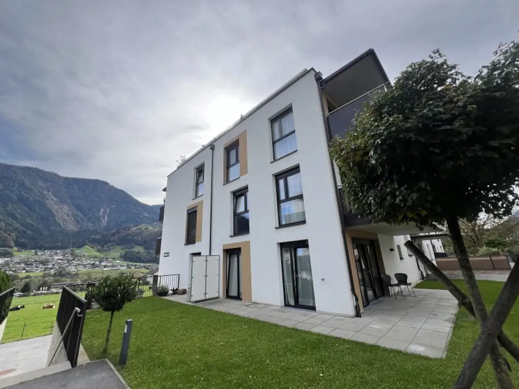 JENBACH - Neuwertige, sonnige 3 Zi.-Mietwohnung mit Balkon in Toplage