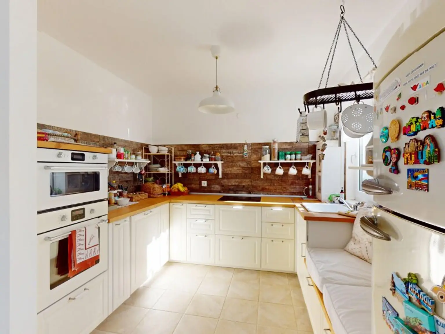 Wohnen mit Anhang: Wunderbares 4-Zimmer-Einfamilienhaus und gemütliches Zweithaus auf einem Grundstück! Fußnähe U1 Leopoldau!