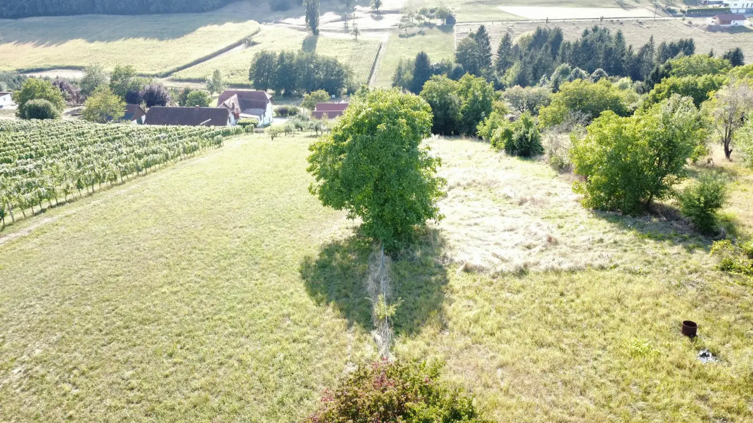 Seltene Gelegenheit Grundstück mit Wohnwagen und Waschhütte in traumhafter Aussichtslage, Stadtbergen bei Fürstenfeld