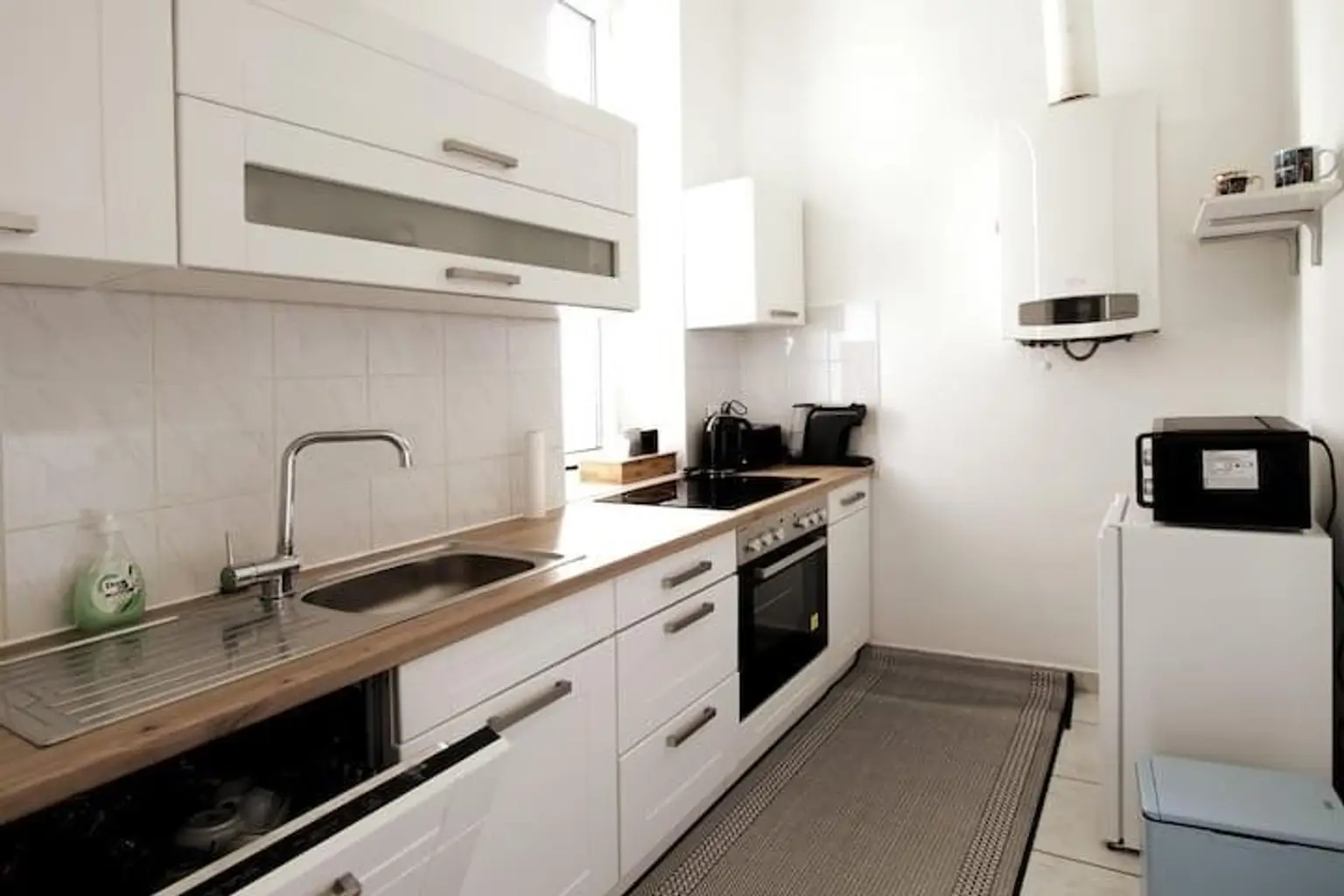 "Ruhige 2-Zimmer Altbau-Wohnung"