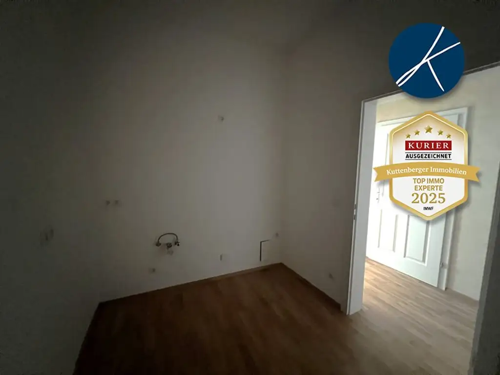 Sanierter Erstbezug: 3 Zimmer-Altbau im beliebten Reindorfviertel
