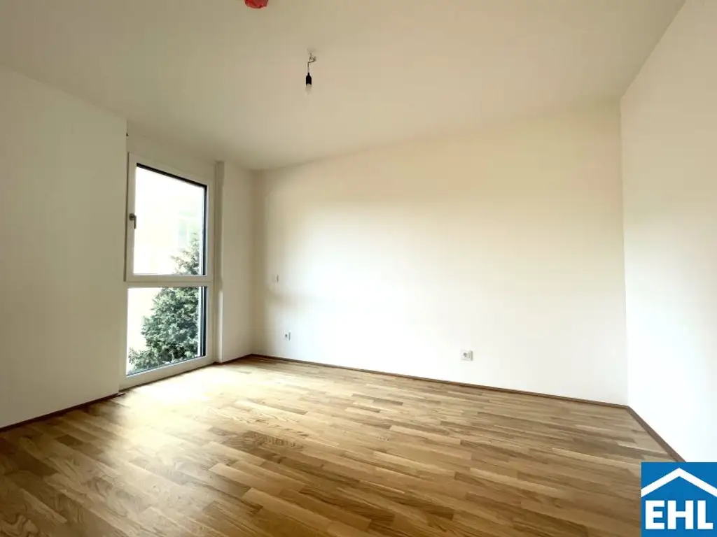 Smarte 2-Zimmerwohnung mit Freifläche direkt bei der U-Bahn!