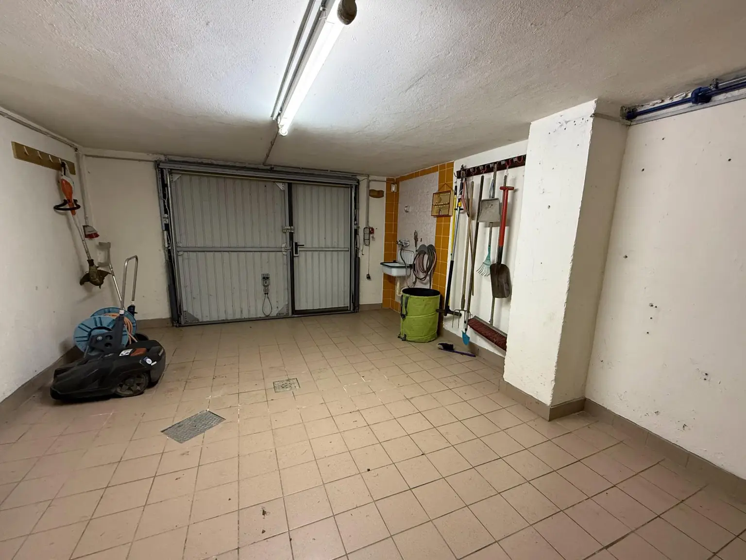 Garage im Keller