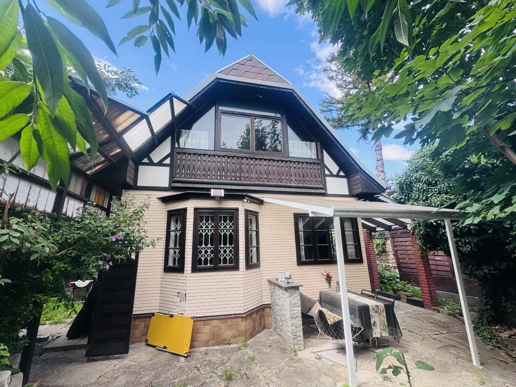 IHR RÜCKZUGSORT AN DER ALTEN DONAU - CHARMANTES HAUS AUF EIGENGRUND